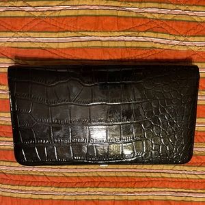 Ladies New  Large Crock Like Wallet